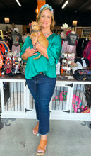 Load image into Gallery viewer, Bella -Something Cute by Vervet