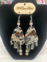 Load image into Gallery viewer, A Rare Bird - Dangling Leopard / Pink Pearl and Silver Charms Earrings