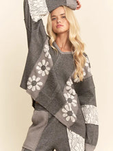 Load image into Gallery viewer, Davi & Dani - Milli Mix Matched Flower Patch Top - Charcoal