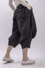 Load image into Gallery viewer, Bluevelvet - ELASTIC WAIST BAND WITH STRING LOOSE SHORT PANTS