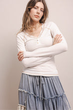 Load image into Gallery viewer, Bluevelvet - Layering Lace Trim Henley Top