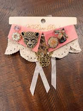 Load image into Gallery viewer, A RARE BIRD - COLLAR WITH BROOCHES