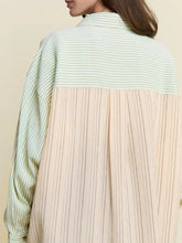 Load image into Gallery viewer, J.NNA - Stripe Oversize Top Green