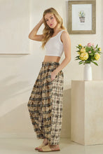 Load image into Gallery viewer, Oli & Hali - WASHED PLAID WID LEG PANTS