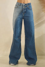 Load image into Gallery viewer, Oli & Hali - WASHED HIGH RISE ZIPPER DETAIL FRONT DENIM JEANS