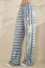 Load image into Gallery viewer, Oli & Hali - FRAYED PANELLED WIDE LEG JEANS