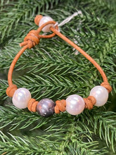 Load image into Gallery viewer, HC Handmade Freshwater White and Tahitian Pearl Bracelet - Single