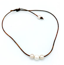 Load image into Gallery viewer, HC 3 Bead Freshwater Pearl Necklace
