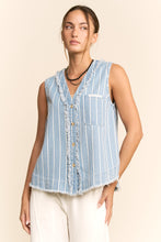 Load image into Gallery viewer, Davi &amp; Dani - V NECK DENIM VEST
