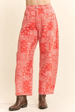 Load image into Gallery viewer, Davi &amp; Dani - BANDANA PRINTJEANS  Ship 9/28/29
