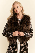 Load image into Gallery viewer, Davi &amp; Dani - FAUX FUR LAYERED VEST
