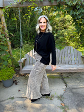 Load image into Gallery viewer, Easel - Animal Printed Mineral Washed Terry Lounge Pants
