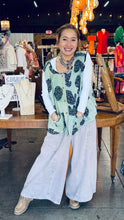Load image into Gallery viewer, Indi and Sai - Kantha Sleeveless Button Top One Size
