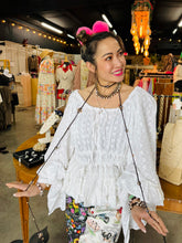 Load image into Gallery viewer, HCWL - Frill On/ Off Shoulder
