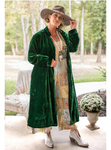 Load image into Gallery viewer, Jaded Gypsy - Golden Slumber Duster - Emerald
