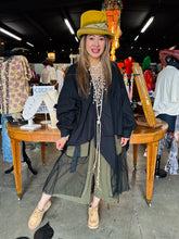 Load image into Gallery viewer, HCB - Mesh Pocket Cargo Wide Leg Pants GREEN
