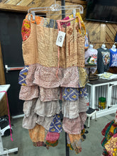 Load image into Gallery viewer, HCWL - Ruffle Harem Pants
