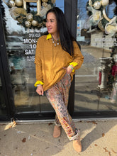 Load image into Gallery viewer, Carole Christian - Cozy Soft Pocket Top (5 colors)
