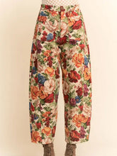 Load image into Gallery viewer, Davi &amp; Dani - Flower Mesh Cargo Joggers
