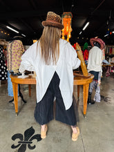Load image into Gallery viewer, HCB - Mesh Pocket Cargo Wide Leg Pants
