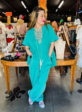 Load image into Gallery viewer, Davi &amp; Dani - Washed Pleat Top &amp; Pants Set - Emerald
