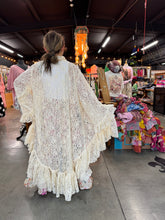 Load image into Gallery viewer, HCWL - BEAU LACE  TOP
