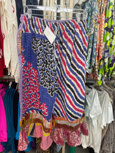 Load image into Gallery viewer, Indi &amp; Sai - Kantha Ruffle Bloomer
