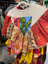 Load image into Gallery viewer, Indi and Sai - Upcycel Kantha Band Tee One OF The Kind
