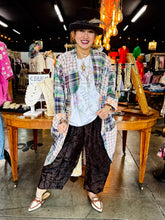 Load image into Gallery viewer, Indi &amp; Sai - Hi-Low Plaid Jacket
