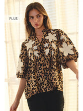 Load image into Gallery viewer, Oddi -  Leopard Printed Puff-Sleeve Top
