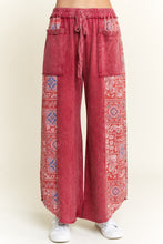 Load image into Gallery viewer, J. her - Mineral Wash Bandana Paisley Cropped pants
