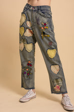 Load image into Gallery viewer, Playful Heart Patch Embroidery Mix Denim Pants
