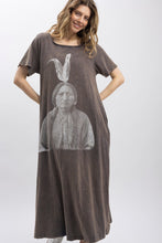 Load image into Gallery viewer, Sitting Bull Print Washed Short Sleeve Long Dress
