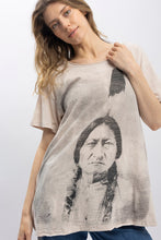 Load image into Gallery viewer, Sitting Bull Print Washed Short Sleeve T-shirts
