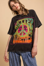 Load image into Gallery viewer, Bluevelvet - Better Together Peace Print Top
