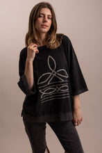 Load image into Gallery viewer, Bluevelvet - Boot Stitch Embroidery Crew Neck Top - Black
