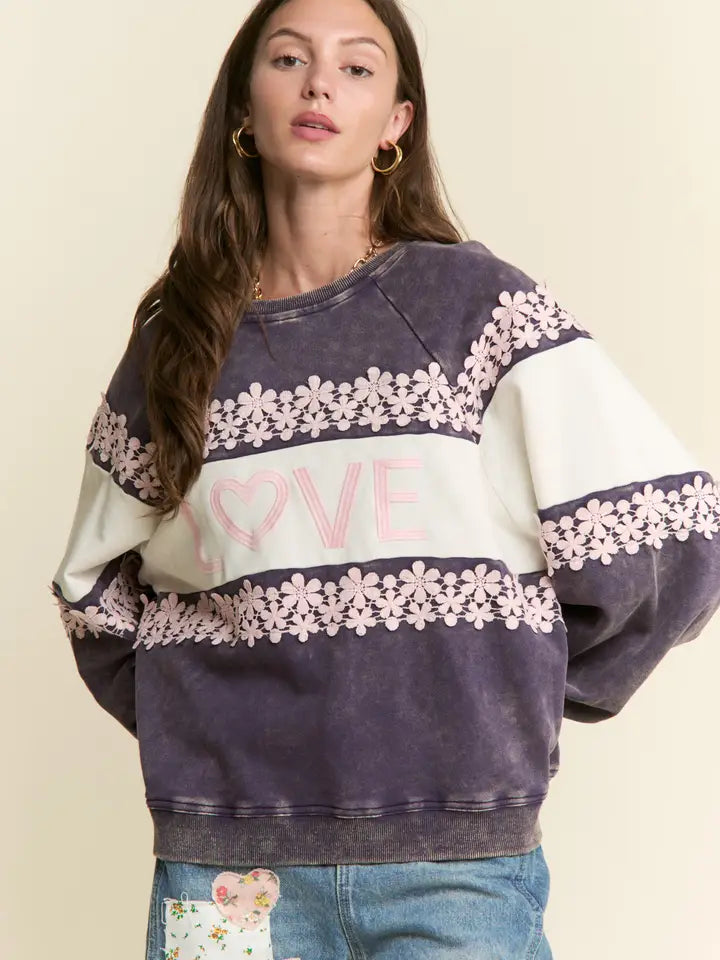 J.nna - NAVY LACE TRIM PULLOVER TOP - LOVE