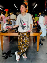 Load image into Gallery viewer, Marilyn Face Tee
