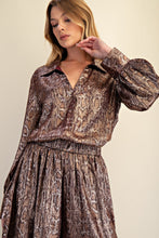 Load image into Gallery viewer, Snake Print V-neck Collar Button Down Shirt
