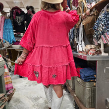Load image into Gallery viewer, A Rare Bird -Cotton Star Heart Top
