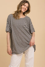 Load image into Gallery viewer, Checkerboard Print Mix Short Sleeve Tee Shirt
