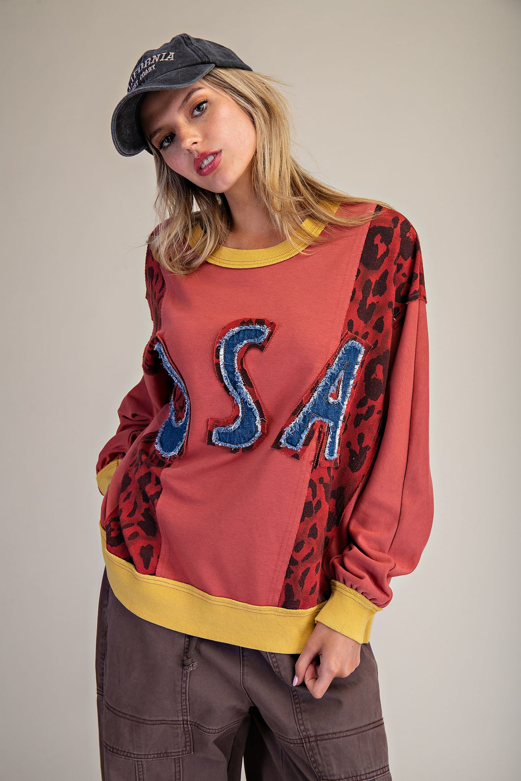 Usa Patch Front Animal Mix Washed Pullover