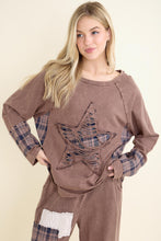 Load image into Gallery viewer, J. Her -Mineral Washed Distressed Star Patch Plaid Top
