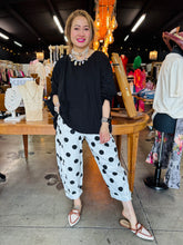 Load image into Gallery viewer, Oddi - Polka Dot Printed Barrel Denim Pants
