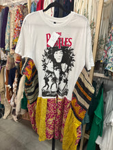 Load image into Gallery viewer, Indi and Sai - Upcycle Kantha Band Tee One OF The Kind
