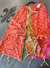Load image into Gallery viewer, Indi And Sai - Cinches  Kantha Pants
