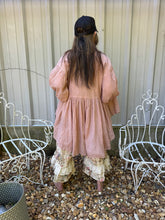 Load image into Gallery viewer, HCWL - Boltimort Top
