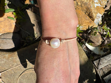 Load image into Gallery viewer, HC - Singel Lady  Pearls ( 12mm) Bracelet 6,5" - 7.5"
