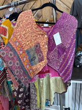 Load image into Gallery viewer, HCWL - Kantha Vest With Elastic Back
