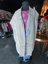 Load image into Gallery viewer, Indi And Sai - Vintage Jacket OOAK
